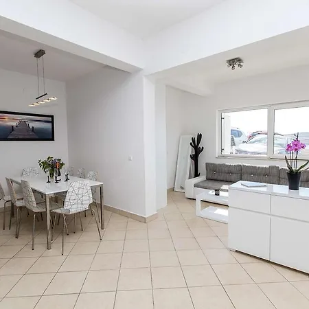 Lux Apartment