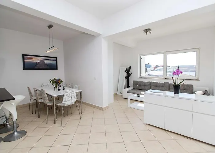 Lux Apartamento